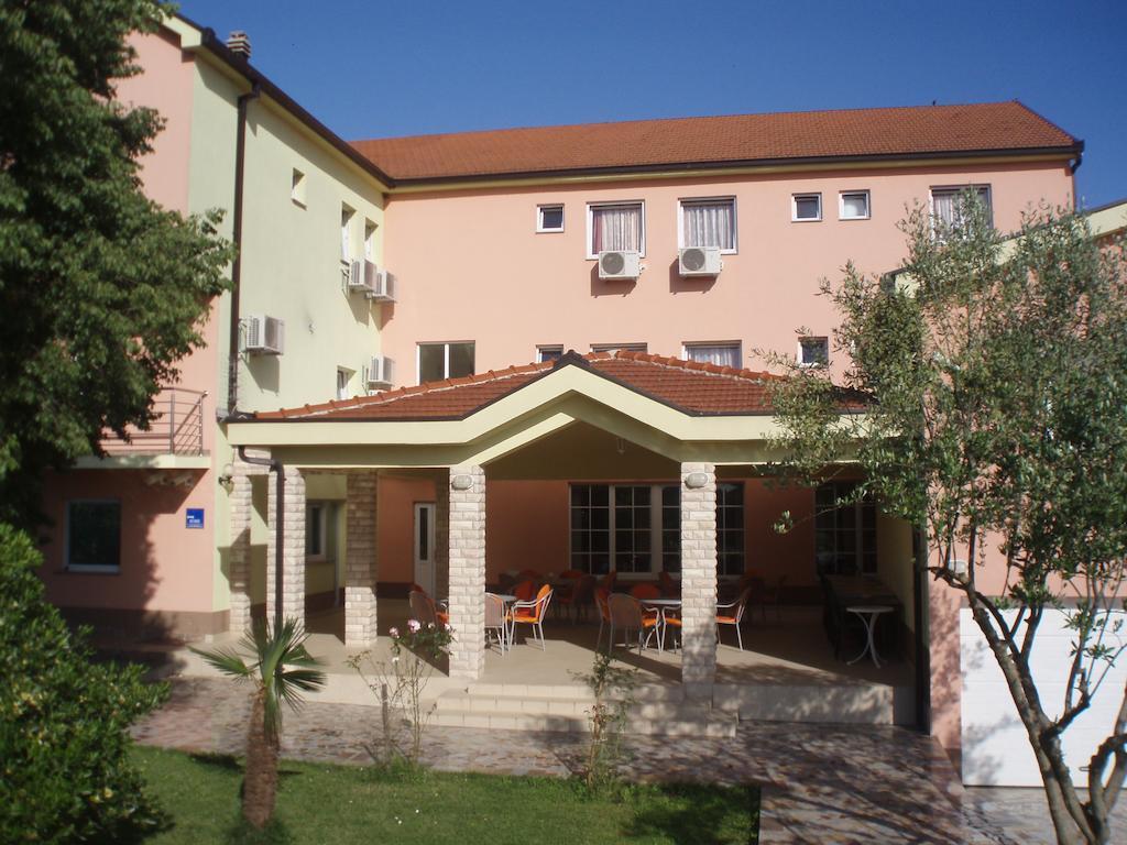 Hotel "Marinko Kozina" - Međugorje Rum bild
