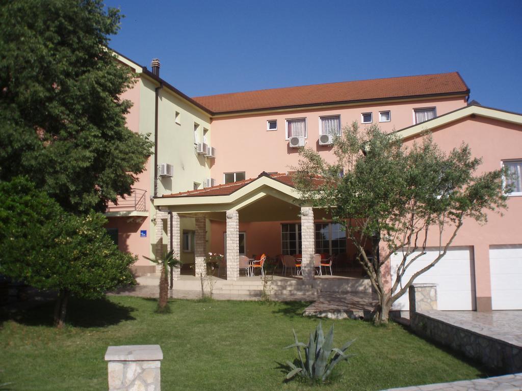 Hotel "Marinko Kozina" - Međugorje Exteriör bild