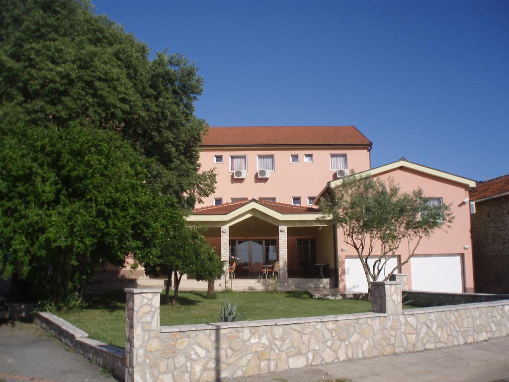 Hotel "Marinko Kozina" - Međugorje Exteriör bild