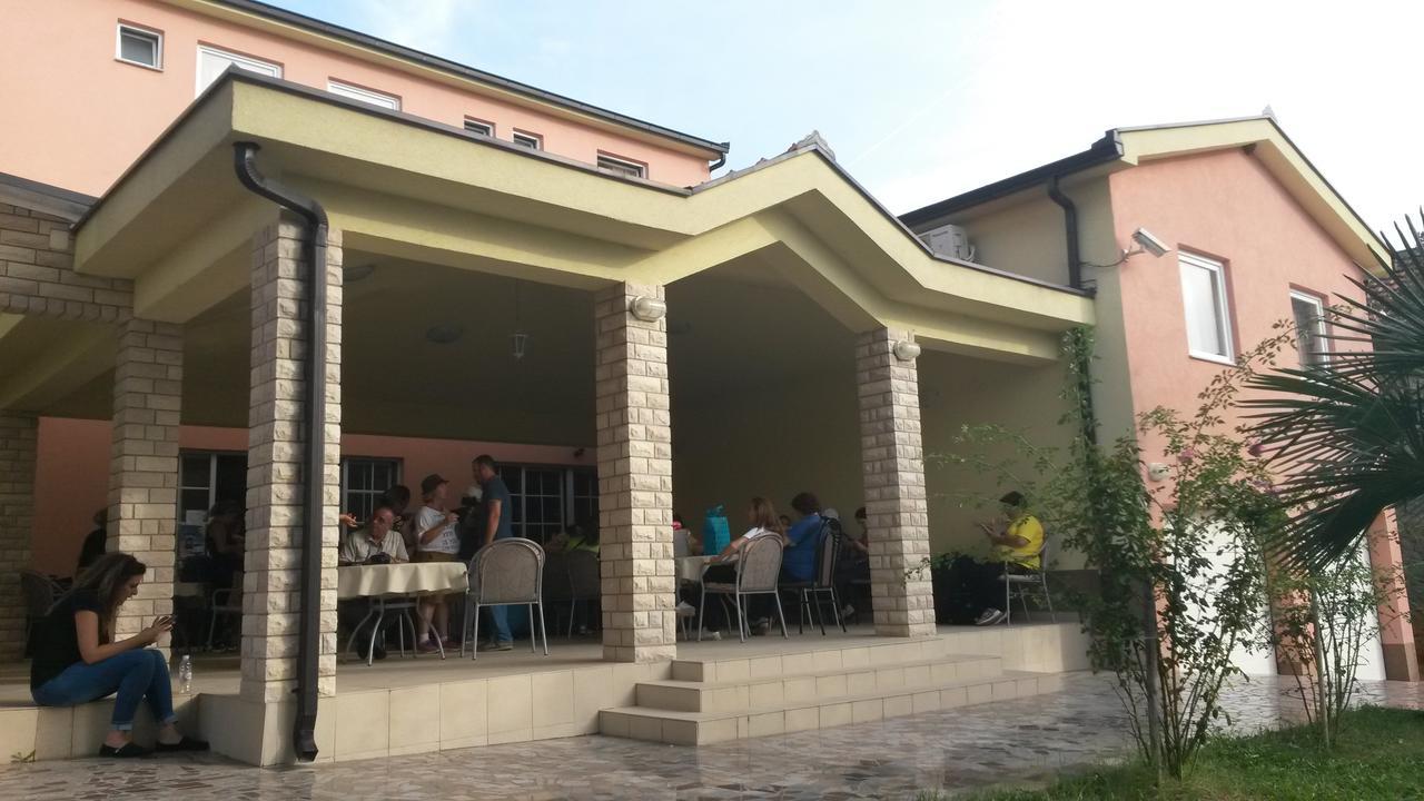 Hotel "Marinko Kozina" - Međugorje Exteriör bild